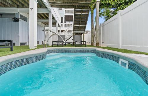 Ocean Isle Beach Casa | License to Chill by Brunswick Vacation Rentals Ocean front with private heated pool