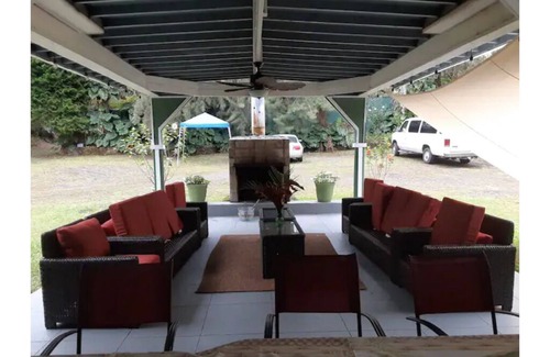 Fern Acres Casa | Licensed Bed and Breakfast. Sleeps 30. 8 Bedroom, 8.5 Bathroom