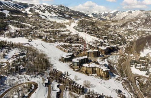 Snowmass Village Casa | Lichenhearth 8