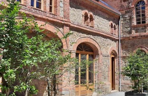 Buhlau Apartamento | Lichtdurchflutetes Apartment mit Sauna & Kamin