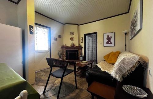 Peraia Casa | Lidden tree cottage