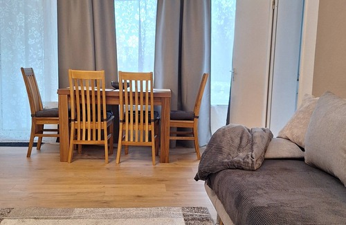 Klushof Apartamento | Liebevoll Eingerichtete Ferienwohnung, in Bremerhaven, 15 km von der Nordsee