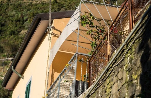 Manarola Apartamento | Liersena Sea View Mini Villa with AC