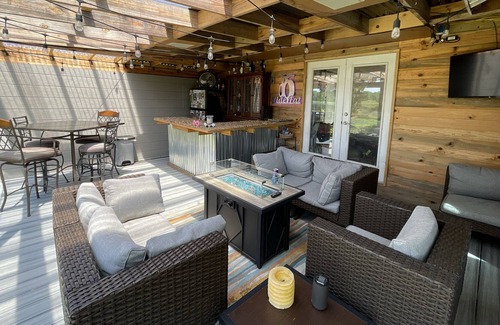 Micanopy Casa | LIFE COACH hosts Lakefront Retreat