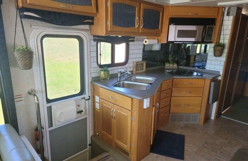 Fort Wayne Casa | Life got SIMPLE! Steps to Franke Park & Zoo!!! Central, yet NATURE at your door!