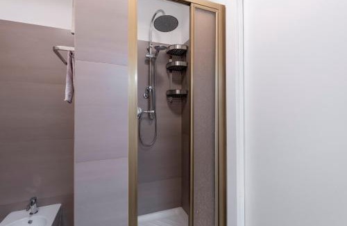 San Vittore Apartamento | Life in pink Love Suite in Design District