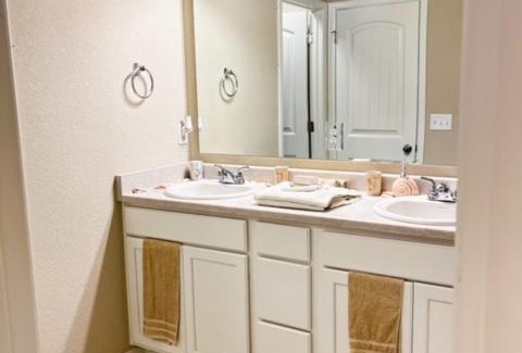 Southeast Colorado Springs Casa | Life is Better at the Beach!