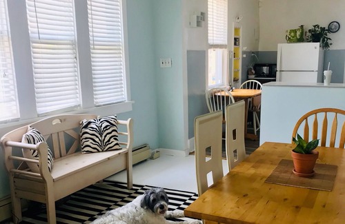 Ventnor City Casa | Life is good at the beach! 4br 2.5ba Pet-friendly home w/ Parking.