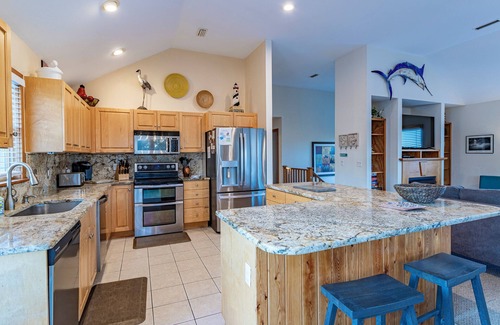 Duck Casa | Life O' Rily: Private Pool | Hot Tub | Oceanside | Game Room
