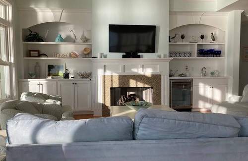 Melrose on the Beach Casa | Life's A Beach. An outstanding 5 bedroom home located on a unspoiled island.