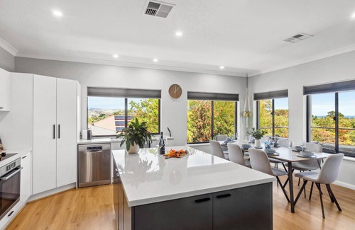Normanville Casa | Life’s Better Beachside - luxury two storey home in Normanville, Fleurieu Coast.