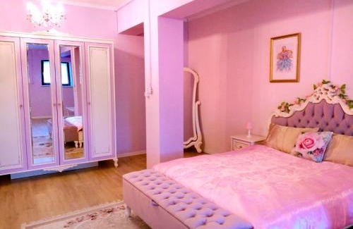 Nordstadt Casa | Lighane's Studio with Sailor Moon Room