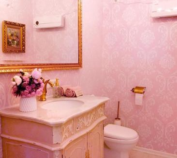 Nordstadt Casa | Lighane's Studio with Sailor Moon Room