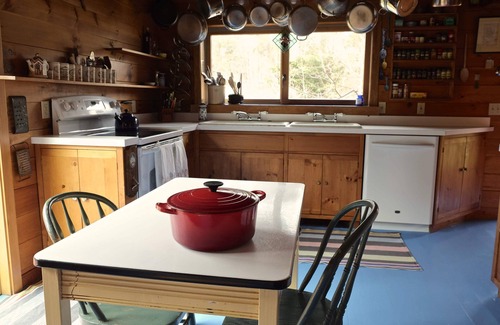 Wellfleet Casa | Luz y Airy, Cómodo Ambiente