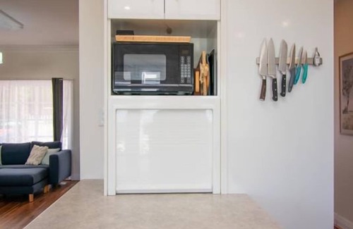 Albany Casa | Light and bright 3 bedroom house with harbour views