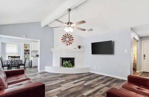 Bedford Casa | Light and open spaces. Perfect location
