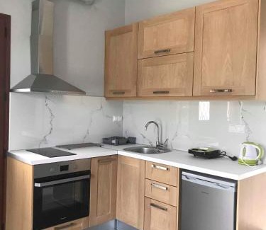 Poulithra Apartamento | Light blue house 3 Apartments