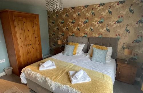 Windmill Hill Apartamento | Light & bright, centrally located apartment