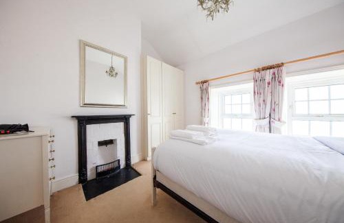 Baldoyle Apartamento | Light Filled 2BD Home with Sea Views Baldoyle