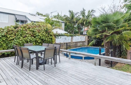 Remuera Casa | Newly Renovated 3 Bedroom Villa in Remuera