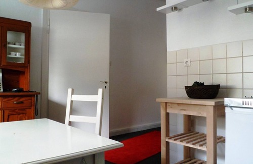 Gemarkung Langerfeld Apartamento | Luminoso, totalmente amueblado, recientemente renovado apartamento de 55m²