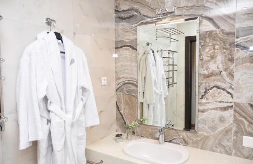 Dnipro Hotel | Light Hotel