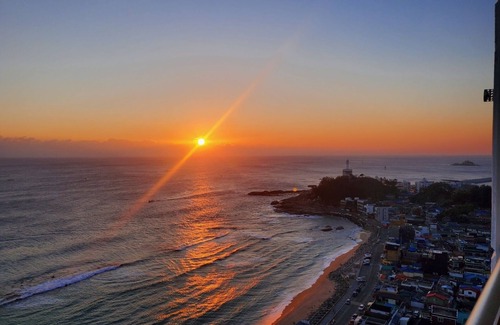 Sokcho Apartamento | Light House beach, summitbay beachnBest Ocean View In Sokcho Cityn19/20 Floor