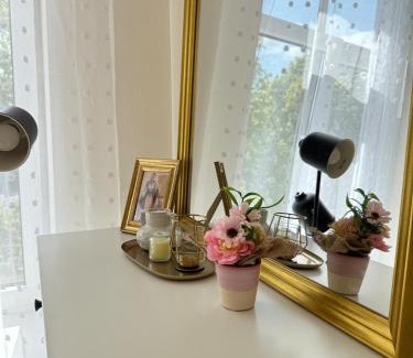 Tornkalns Apartamento | Light&Linen Nest Riga with FREE Backyard Parking - near Old Town!