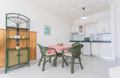 Los Quemados Apartamento | Lightbooking Colon II Fuencaliente vistas al mar 8