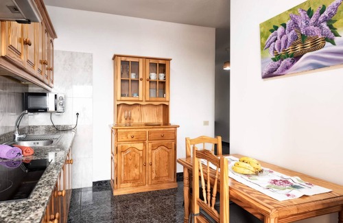 Callejones Apartamento | Lightbooking Luymar 2 BR Villa de Mazo con piscina