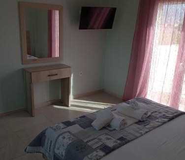 Chiliadou Casa | Lighthouse Apartments