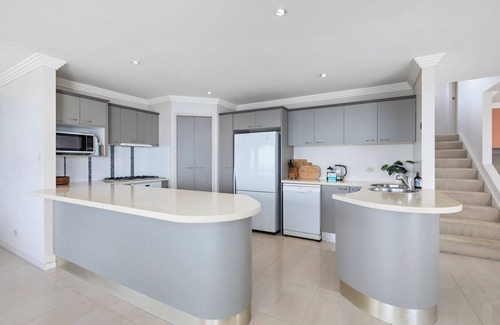 Emerald Beach Casa | Lighthouse at Emerald Beach – Relax, Reconnect, and Recharge