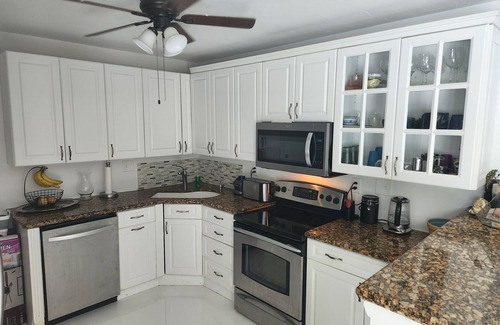 Coral Ridge Isles Casa | Lighthouse Guest Suites