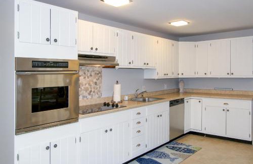 Eastham Casa | Lighthouse Hideaway