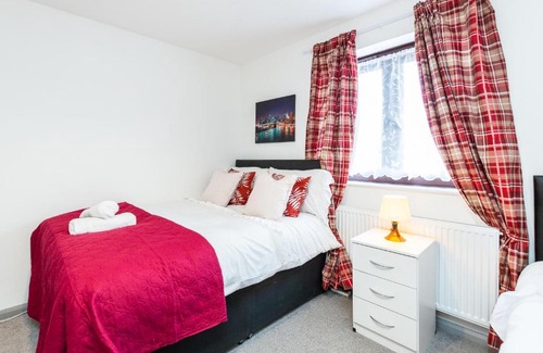 Becontree Casa | Lighthouse in Dagenham
