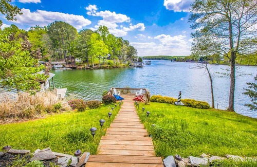 Moneta Casa | Lighthouse Landing