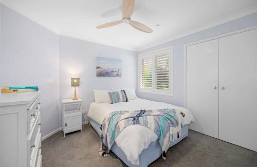 Port Macquarie Casa | Lighthouse Vaccay - family beach house with pool