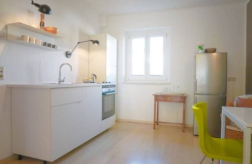 Pradl Apartamento | Apartamento LIGHTLAND con parking y jardín