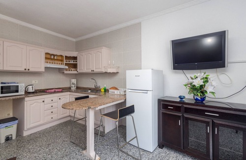 Arguineguin Apartamento | Ligthbooking Lola Beach playa de Arguineguin
