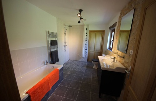 Saint-Quentin-du-Dropt Cabaña | Liguand - Maison de la mere - cabaña de 2 dormitorios en alquiler semanal