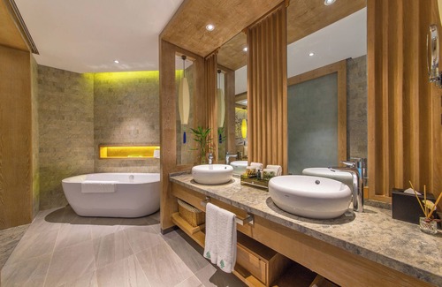 Dayan Old Town Hotel | Lijiang Flavor Holiday Courtyard