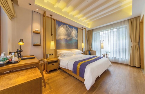 Dayan Old Town Hotel | Lijiang Flavor Holiday Courtyard