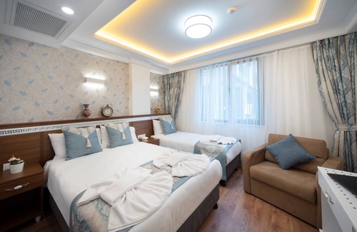 Emin Sinan Hotel | Lika Hotel