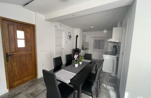 Gospic Casa | LIKe A cottage