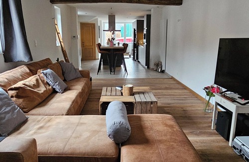 Liege Apartamento | Like at Home: Apartment near the forest with office and terrace