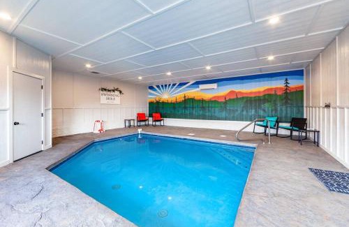 Wears Valley Casa | Like New Cabin - Indoor Pool - Theater - Game Rm - Views