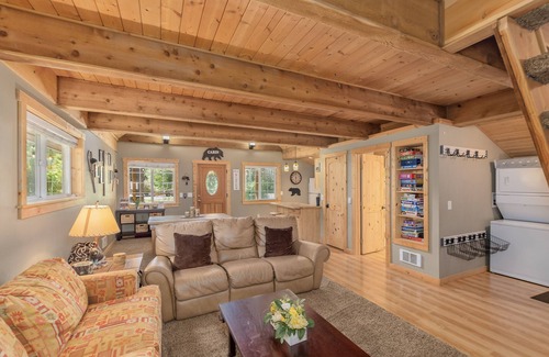 Ardenvoir Cabina | Lil Bigfoot Chalet-10% Off Last Minute, Hot Tub