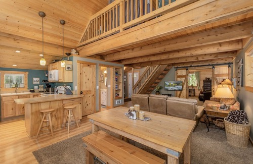 Ardenvoir Cabina | Lil Bigfoot Chalet-10% Off Last Minute, Hot Tub