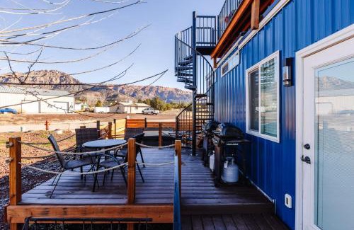Apple Valley Casa | Lil' Blue Oasis Tiny Home