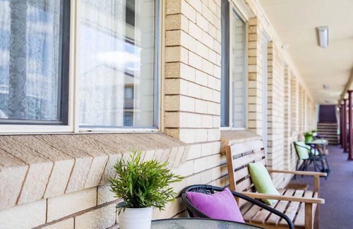 Goulburn Cama Y Desayuno | Lilac City Motor Inn Standard Queen Room 3